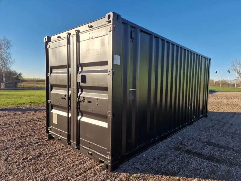 Beg 20 fots container isolerade med el.